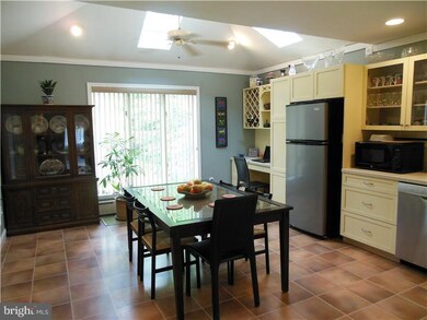 121 Greenleigh Ct, Merchantville, NJ 08109 - photo 7