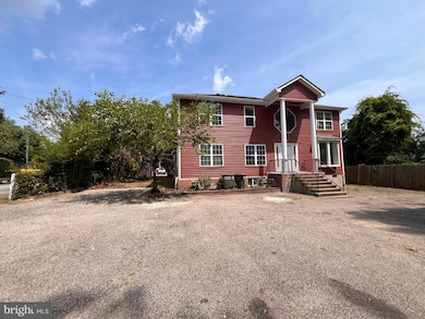 1501 Devils Reach Rd, Woodbridge, VA 22192 - photo 4