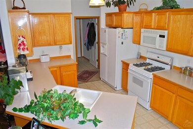 20925 Spinnaker St, Bend, OR 97701 - photo 4