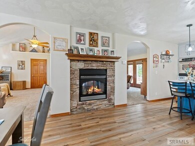 882 W 110 N, Blackfoot, ID 83221 - photo 7