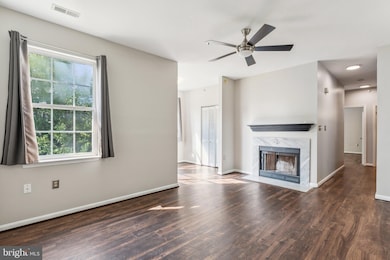 610 Rolling Hill Walk unit 202, Odenton, MD 21113 - photo 4