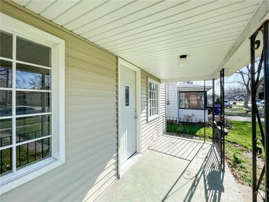 2308 Capitol Ave, Des Moines, IA 50317 - photo 3