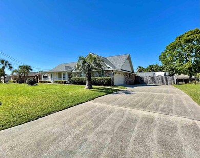 2404 Jewell Lee Ln, Pensacola, FL 32526 - photo 7