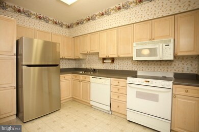 3005 Leisure World Blvd S unit 806, Silver Spring, MD 20906 - photo 7