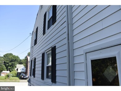 816 Pitman Ave, Darby, PA 19023 - photo 4