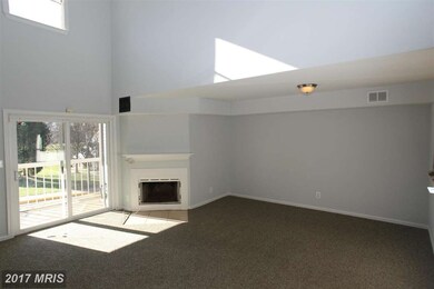 5839 Orchard Hill Ct, Clifton, VA 20124 - photo 2