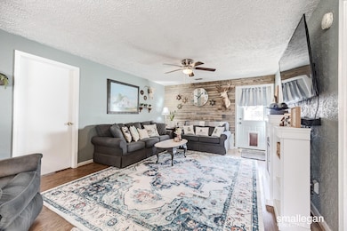 88 East Parmeter Road-12