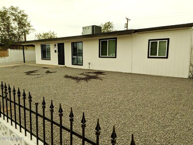 4734 N 49th Ave unit 2B, Phoenix, AZ 85031 - photo 2