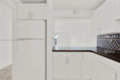 1990 W 56th St unit 1407, Hialeah, FL 33012 - photo 3