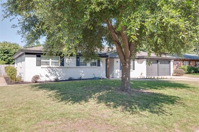 5329 Topper Dr, North Richland Hills, TX 76180 - photo 3