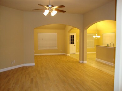 16106 Maplewick Dr, Tomball, TX 77377 - photo 3