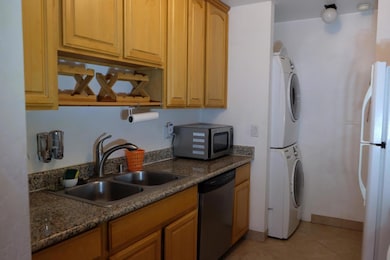 2701 Lone Bluff Way unit 18, San Jose, CA 95111 - photo 4