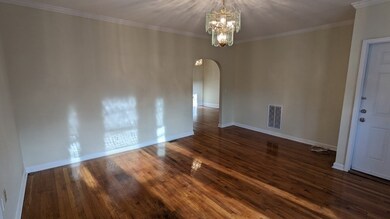 1084 Chestnut St unit 1, Newton Upper Falls, MA 02464 - photo 3