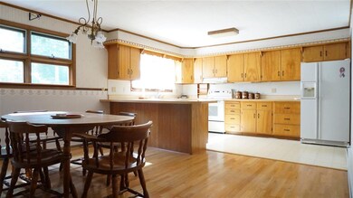 90 W Elm St, Littleton, NH 03561 - photo 7