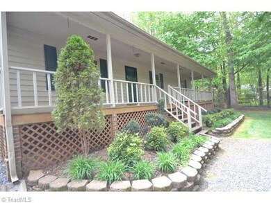 2423 Tot Hill Farm Rd, Asheboro, NC 27205 - photo 2