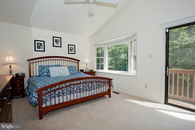 9023 Daum Ct, Springfield, VA 22153 - photo 4