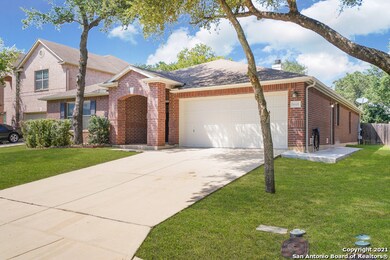 8019 Maddie Ln, San Antonio, TX 78255 - photo 2