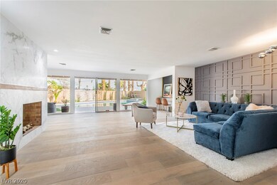 1601 Houssels Avenue, Las Vegas, NV  89104.  Livin