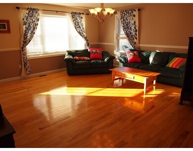 113 Border St unit 113, Whitinsville, MA 01588 - photo 7