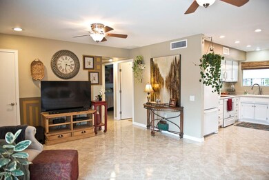 18609 N 138th Ave, Sun City West, AZ 85375 - photo 4