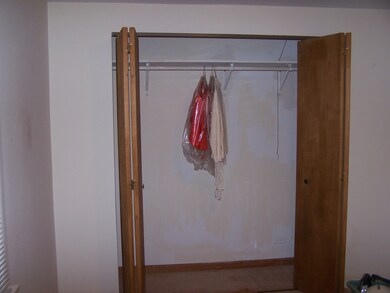 9516 Forest Place, Des Plaines, IL 60016 - photo 7