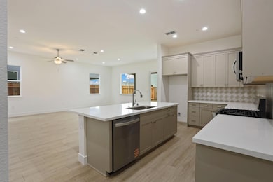 2285 Paramount Ln, Manteca, CA 95337 - photo 6