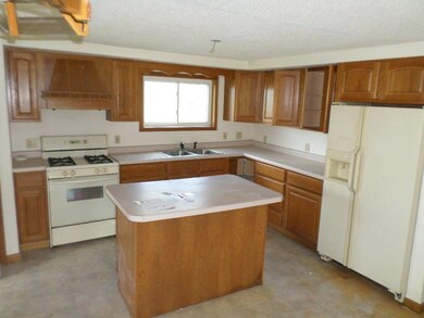 N8297 5th Ave, Camp Douglas, WI 54618 - photo 5