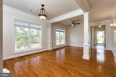 8915 Yellow Daisy Place, Lorton, VA 22079 - photo 5