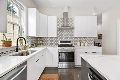 192 Congress St unit 1, Jersey City, NJ 07307 - photo 2