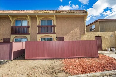 22724 Figueroa St unit 5, Carson, CA 90745 - photo 2