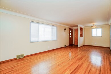 917 Chaplin St, Conway, PA 15027 - photo 3