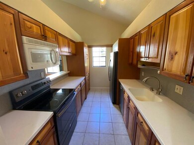 2835 Black Pine Ct, Lake Worth, FL 33462 - photo 7