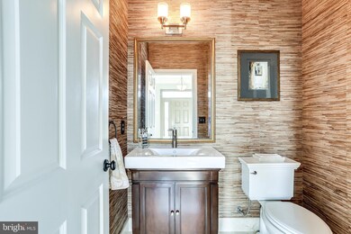 7675 Elmcrest Rd, Hanover, MD 21076 - photo 5