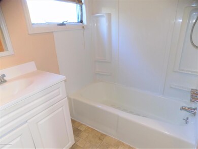 1417 Gardner Ave unit 1419, Scranton, PA 18509 - photo 5