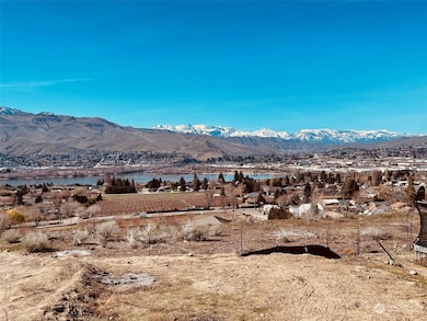 3046 N Breckenridge Dr, East Wenatchee, WA 98802 - photo 3