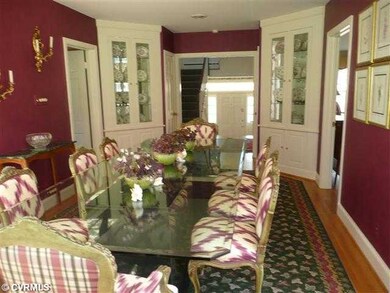 Dining Room - 2 Beautiful corner cupboards with li