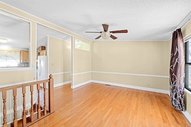 416 Saturn Ave, Salina, KS 67401 - photo 3