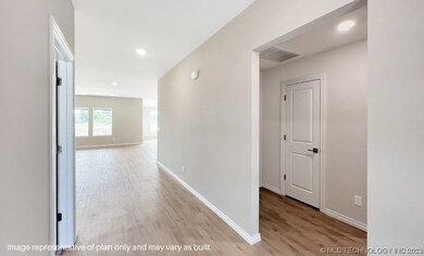 7310 E Oak Ridge St, Broken Arrow, OK 74014 - photo 3