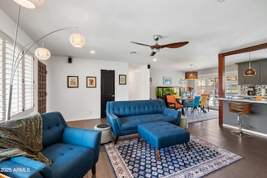 1317 W Vermont Ave unit 2, Phoenix, AZ 85013 - photo 6