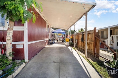 8300 Kern Canyon Rd unit 17, Bakersfield, CA 93306 - photo 2