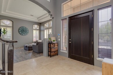 ARCHED FOYER ENTRANCE