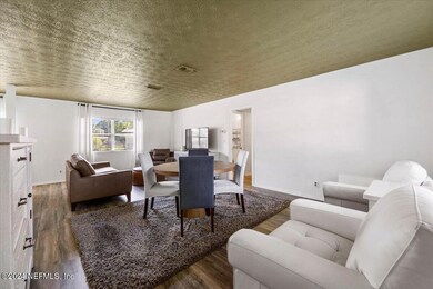 2165 Bo Peep Dr W, Jacksonville, FL 32210 - photo 7