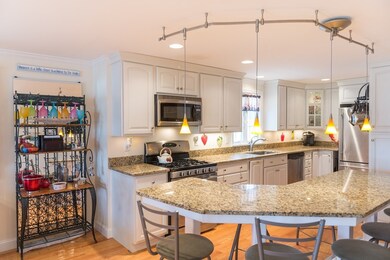 16 Ocean St unit A, Salisbury, MA 01952 - photo 3