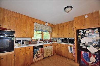 779 Parker Farm Rd, Buxton, ME 04093 - photo 7