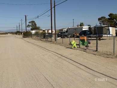 3608 W Graaf Ave, Ridgecrest, CA 93555 - photo 4