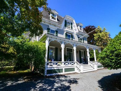 54 Kay St unit B, Newport, RI 02840 - photo 2