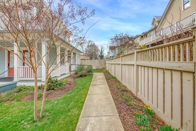 005-304140-005-304140-711 4th Street Sou