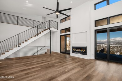 2296-E-Haystacker-MLS_03