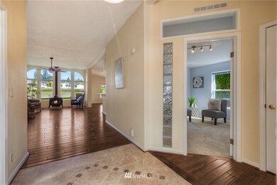 21838 SE 275th St unit 9, Maple Valley, WA 98038 - photo 4