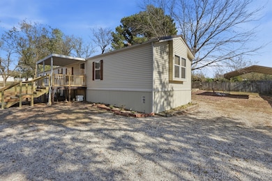 306 N Moseley Rd, Colcord, OK 74338 - photo 3